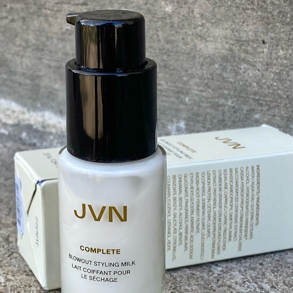 JVN COMPLETE BLOWOUT STYLING MILK TRAVEL SIZE (MEN/ WOMEN/ UNISEX)